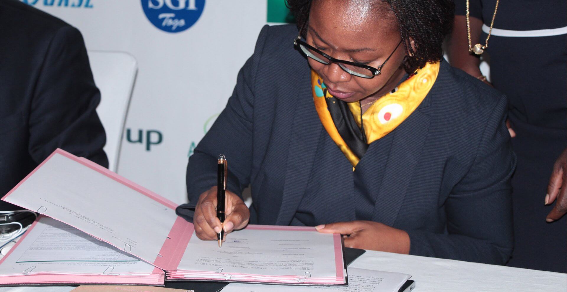 ORAGROUP OBTAINS GUARANTEE FROM AGF